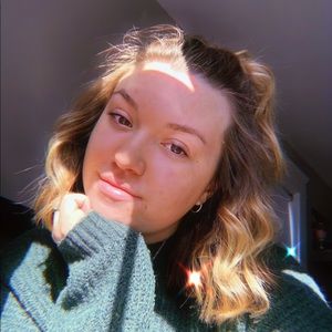 Meet your Posher, Abiga